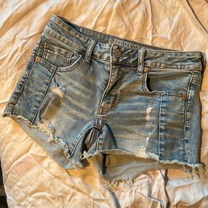American Eagle distressed short shorts
